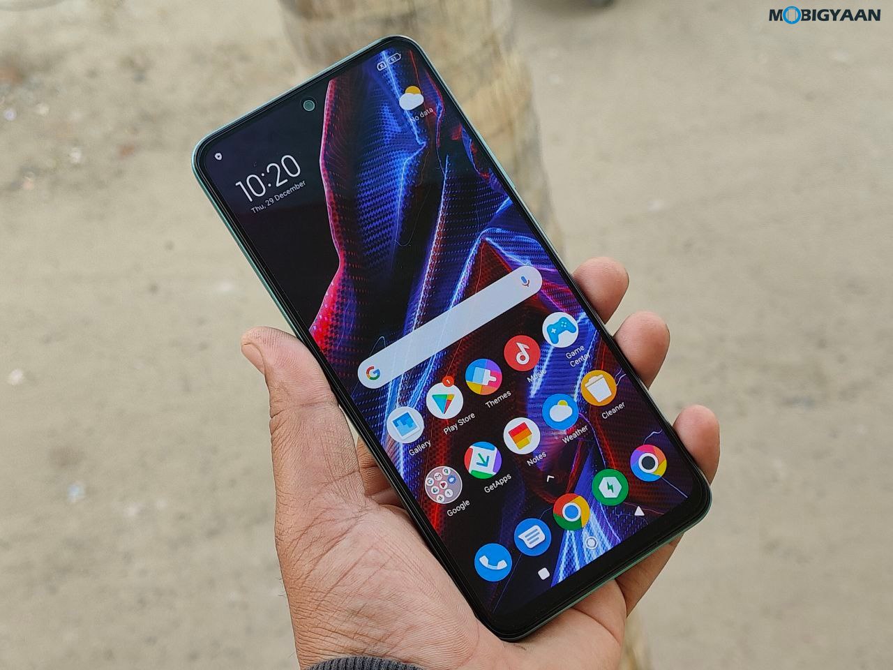 POCO X5 5G Review Design Display Build Quality 25