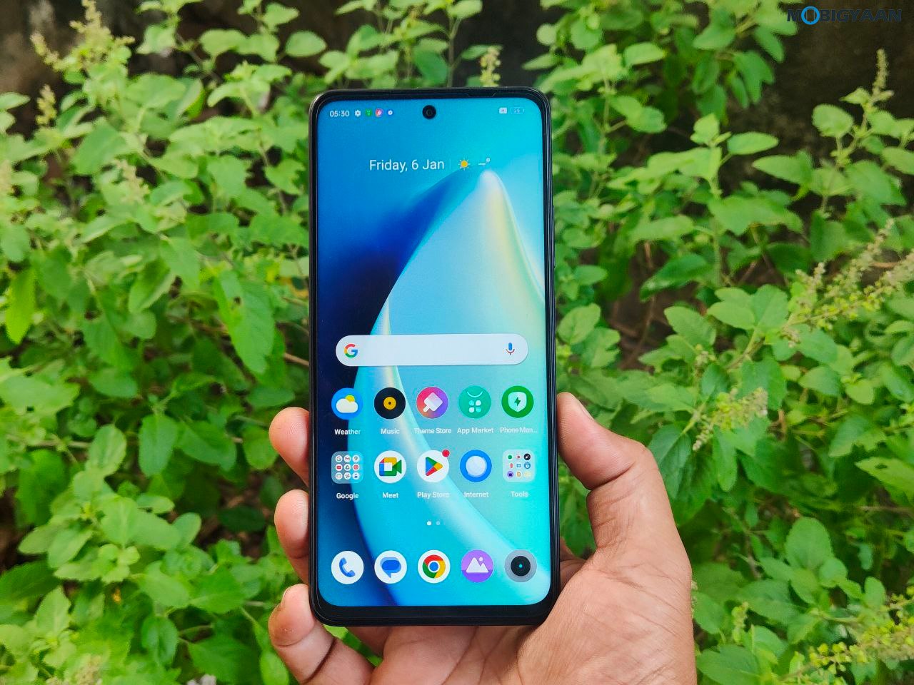 realme narzo 60x 5G Review Design Display Cameras Build Quality 9