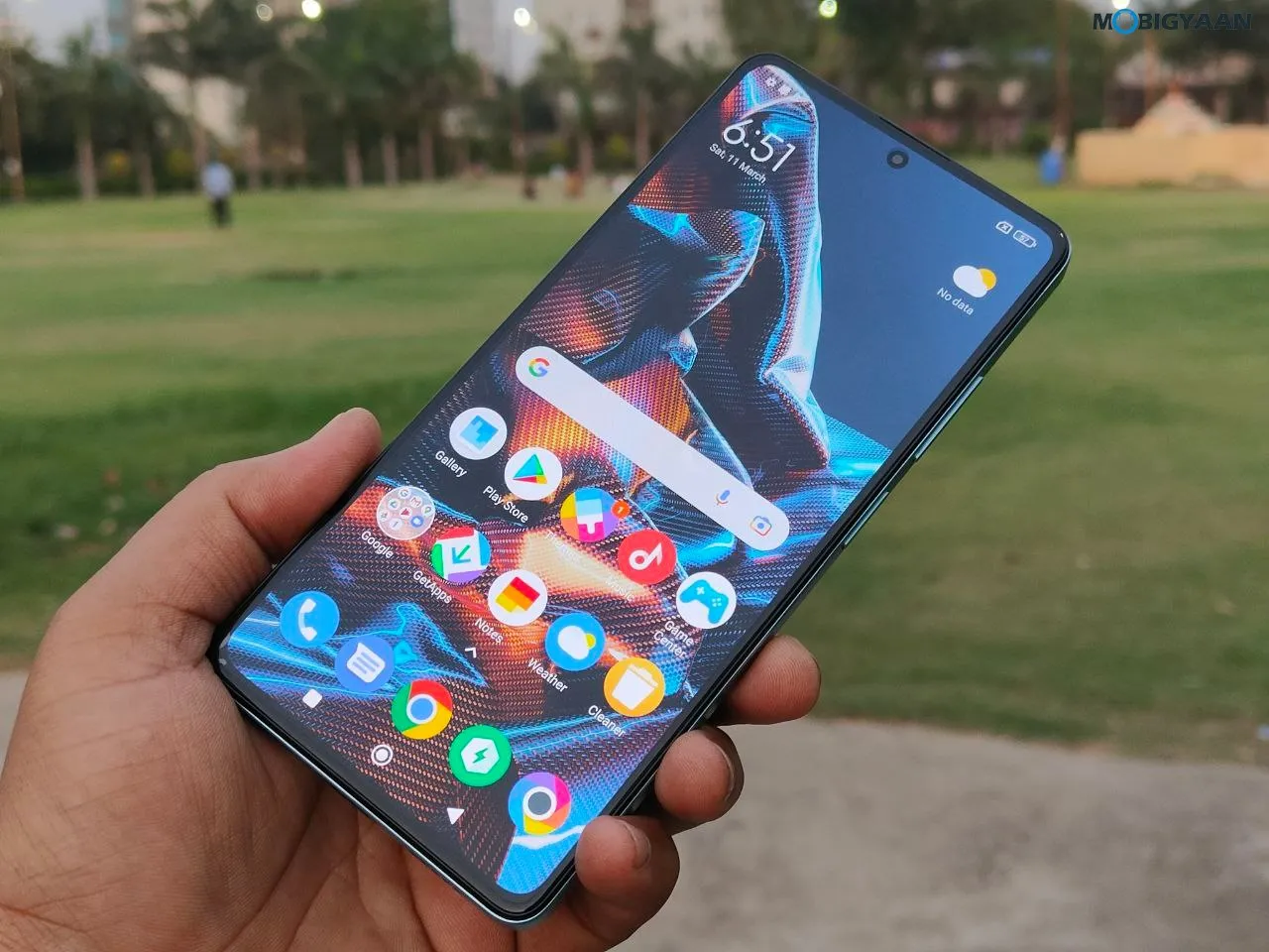 POCO X5 Pro 5G Review Design Display Build Quality 13 1